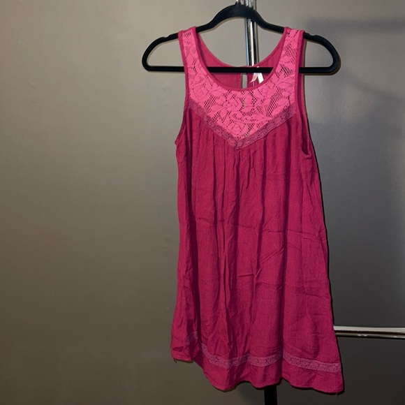True Destiny Sleeveless Tunic Burgandy - Picture 1 of 1